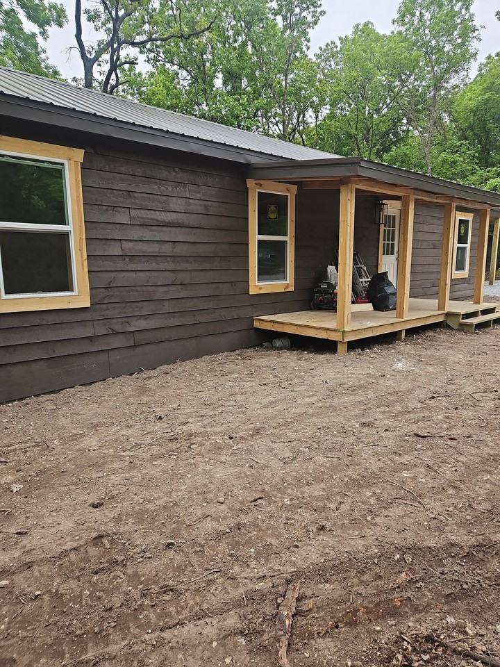 3860 Gardiner Rd - Photo 4 of 15
