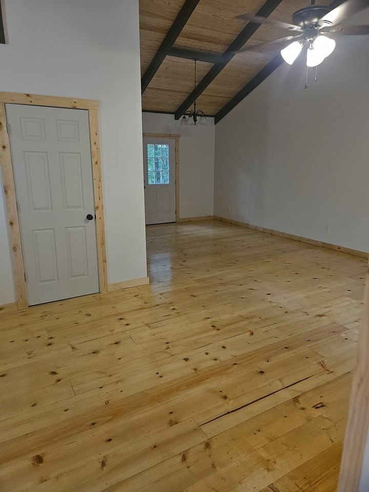 3860 Gardiner Rd - Photo 6 of 15