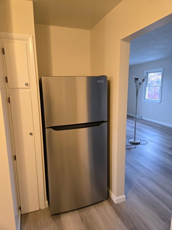 1423 Creighton Ave #1 - Photo 6 of 16