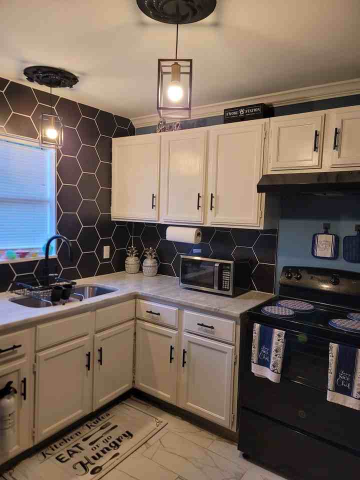 3615 Pike Ave - Photo 5 of 28