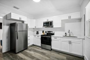 806 E Chelsea St #3 - Photo 1 of 1