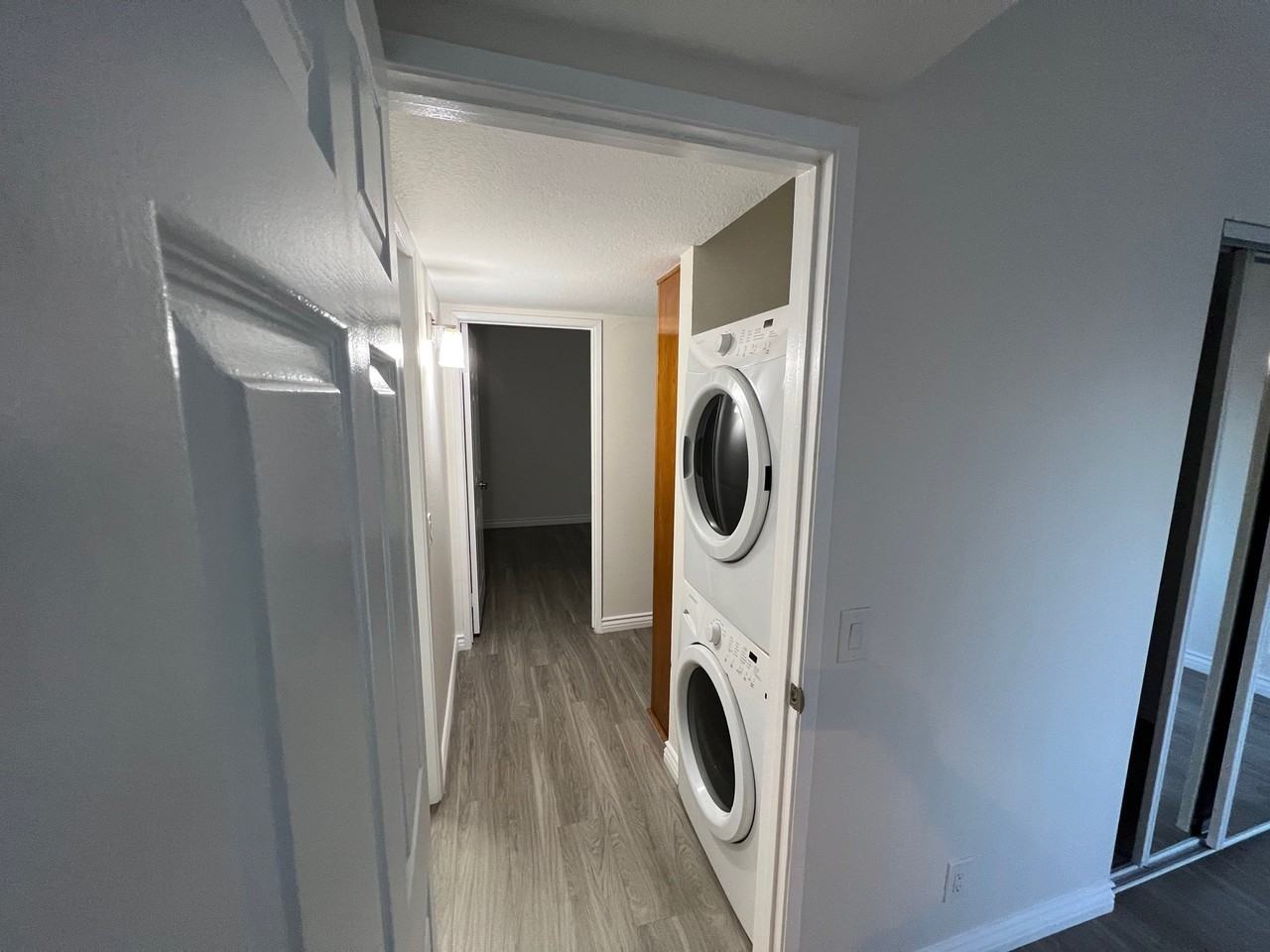 14615 Burbank Blvd #201 - Photo 6 of 20