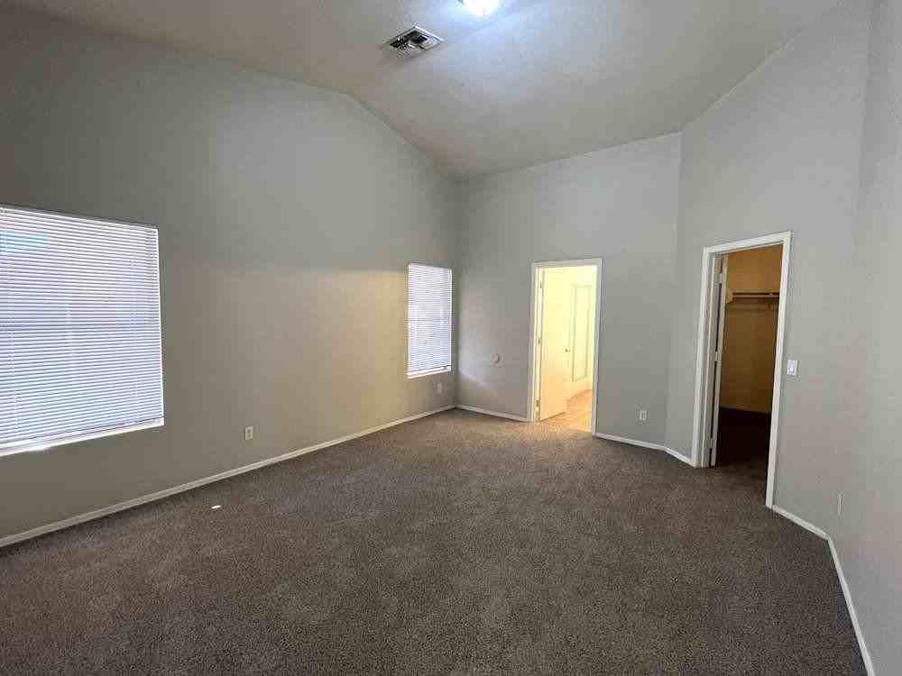 6345 W Hilton Ave - Photo 5 of 12