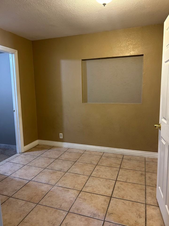 8048 Tippecanoe Ave #1 - Photo 7 of 10
