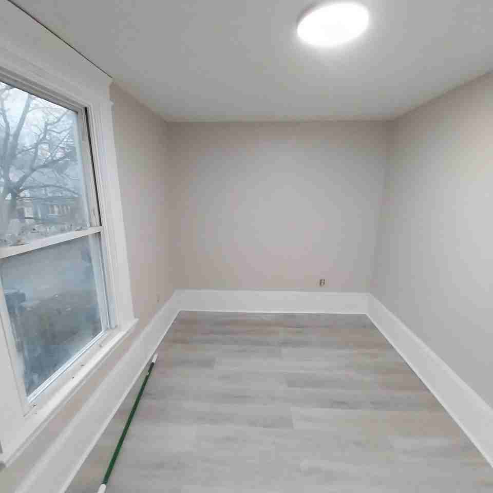 231 Primrose Ave - Photo 3 of 8