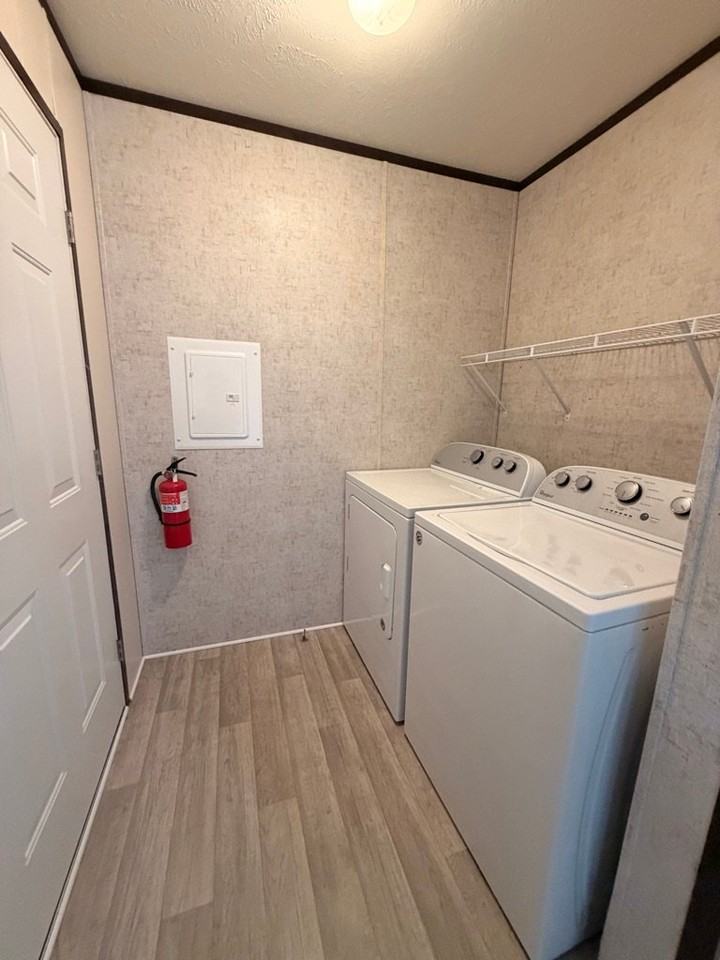 166 Parker Lake Dr - Photo 3 of 8