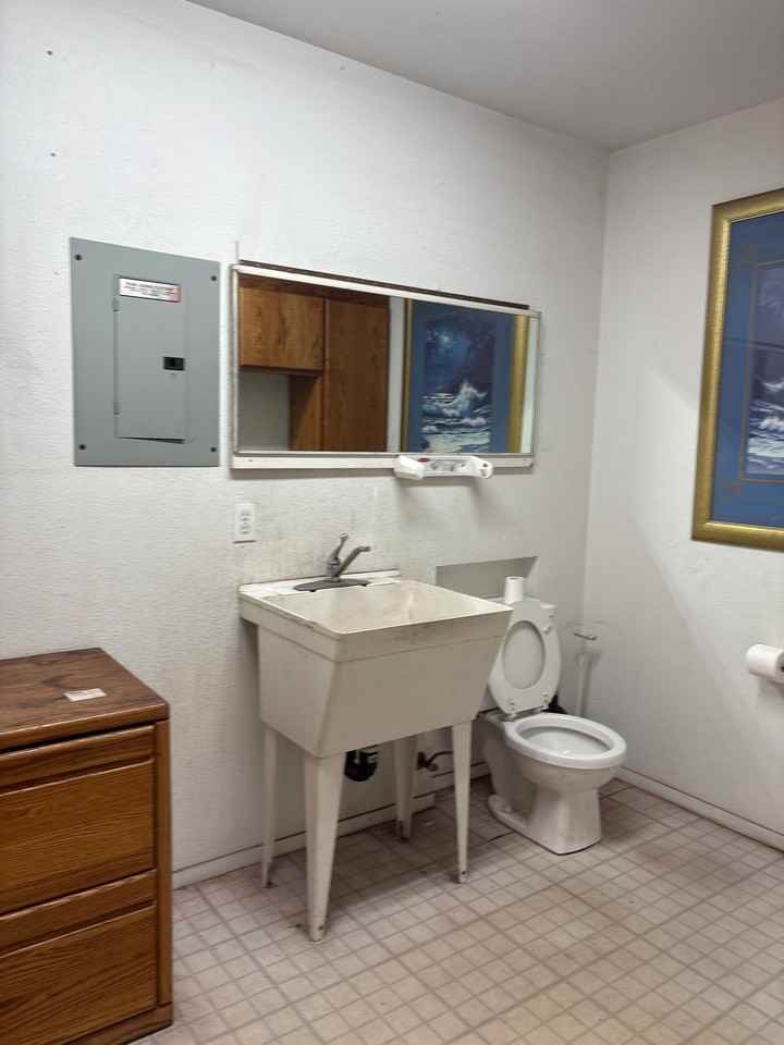 12650 Hanford Armona Rd #1 - Photo 3 of 5