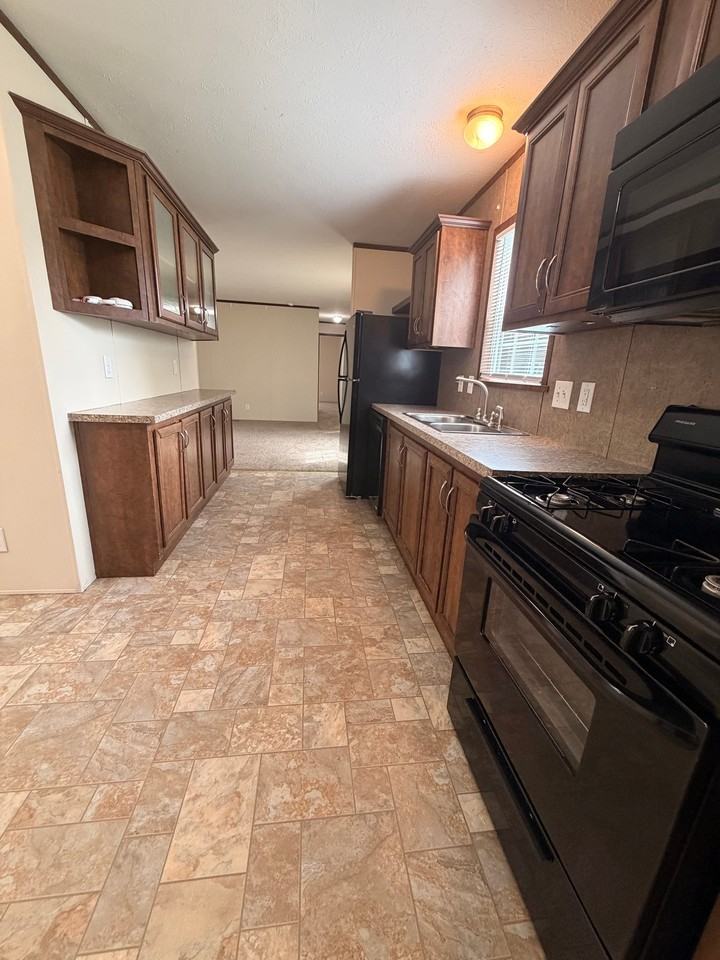 85 Dunlap Cir #85 - Photo 2 of 7