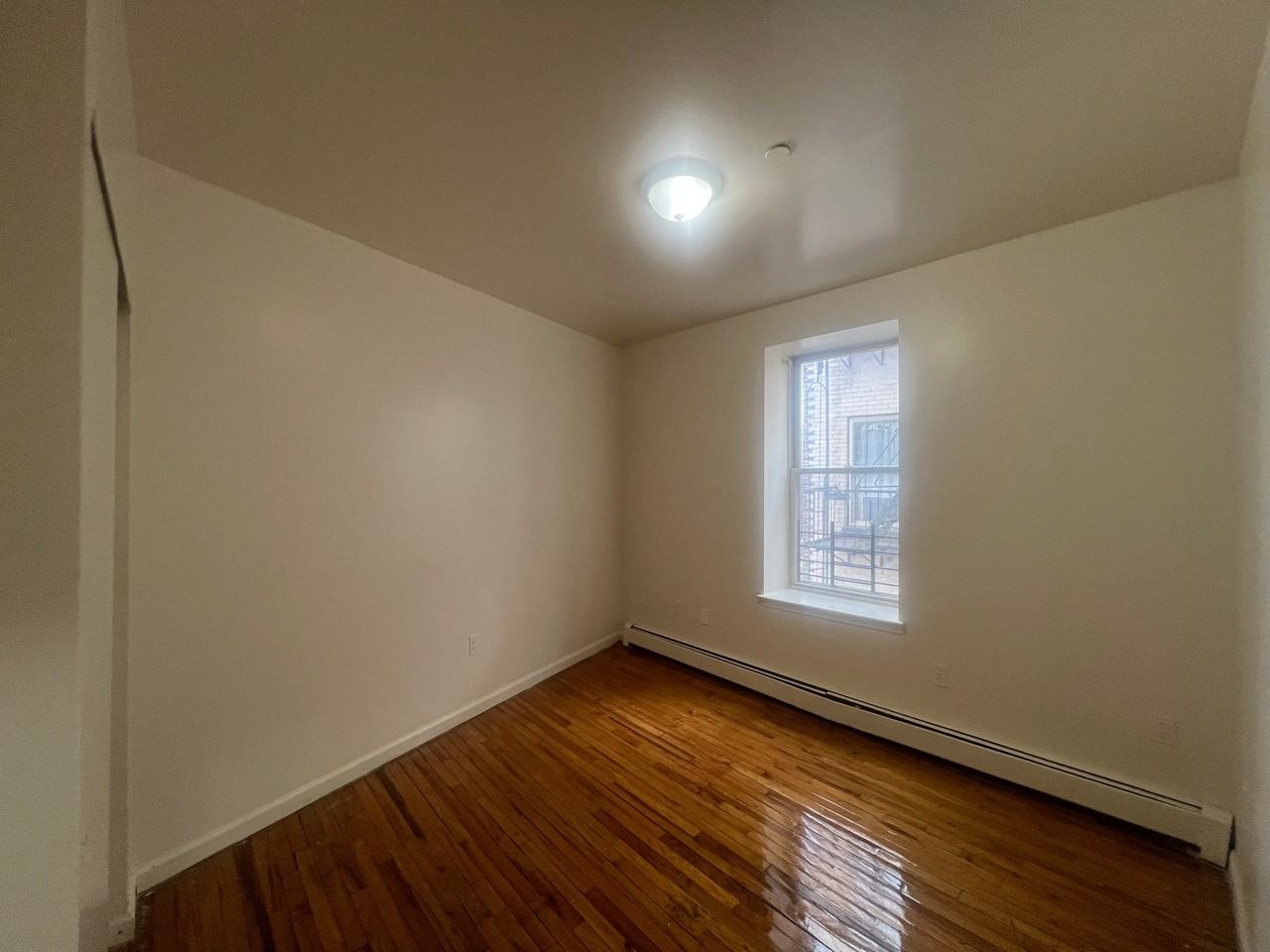 9 Fabyan Pl #3C - Photo 3 of 7