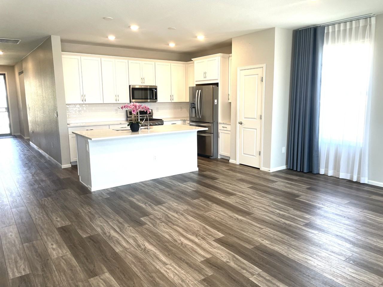 4420 S Perth Ct #1 - Photo 3 of 46