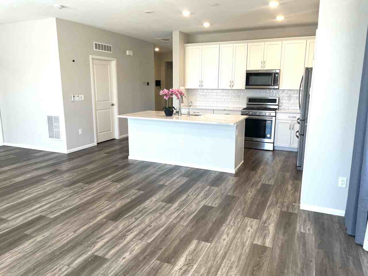 4420 S Perth Ct #1 - Photo 7 of 46