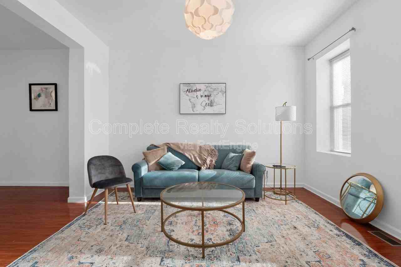 3833 Mcree Ave - Photo 7 of 30