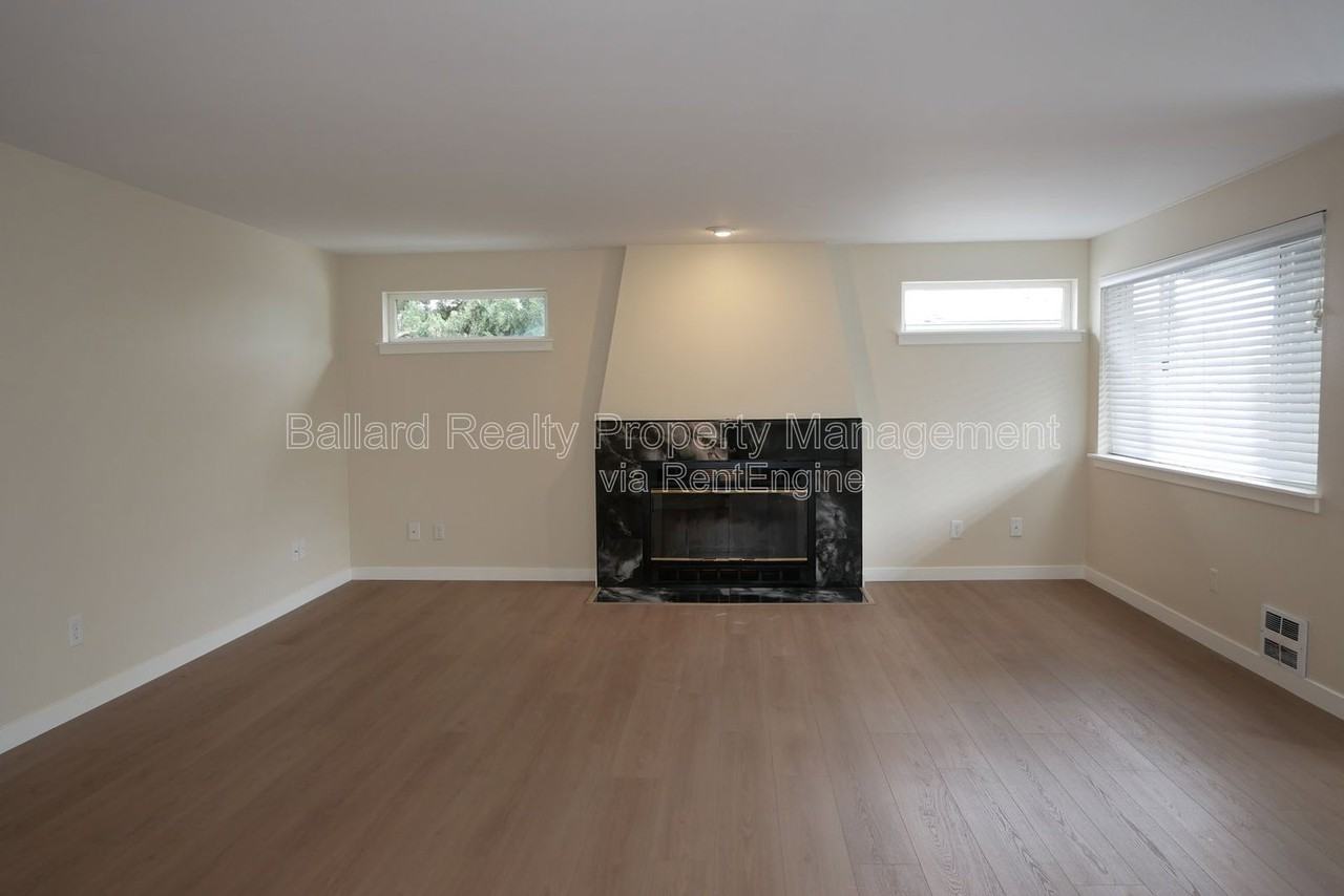 6116 22nd Ave Nw #3 - Photo 6 of 27
