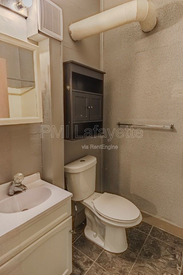 525 S 3rd St #1 - Photo 7 of 11