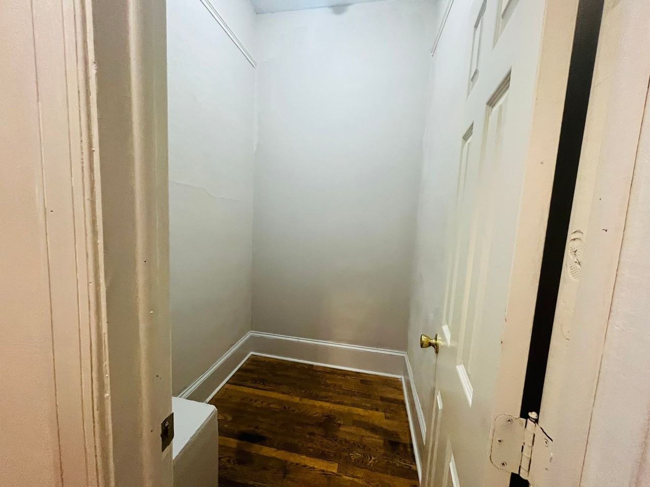 2585 Napier Ave #B - Photo 7 of 14