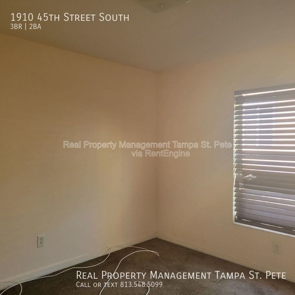 1910 45th St S - Photo 6 of 8