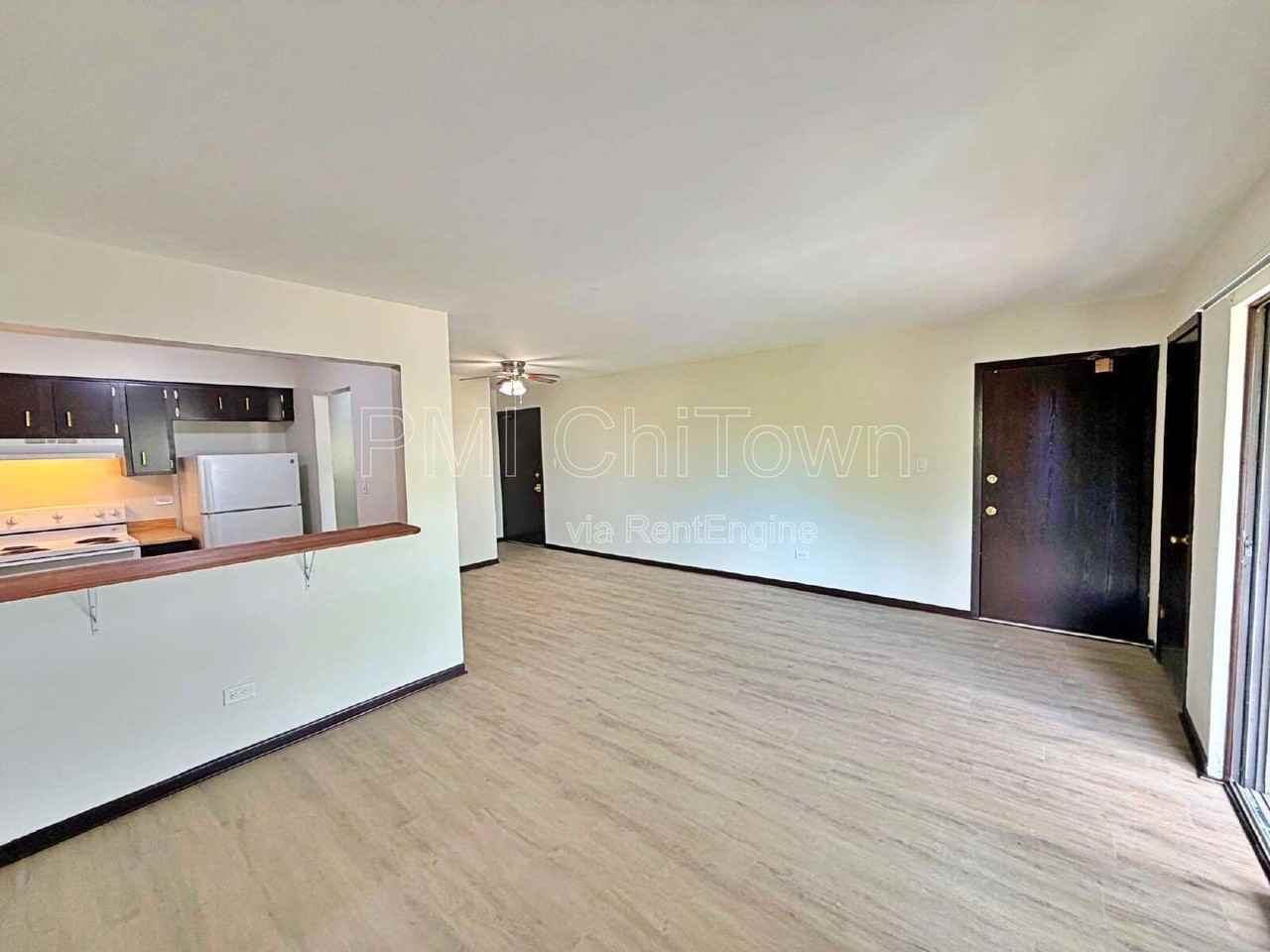 1523 N Winslowe Dr #3A - Photo 3 of 13