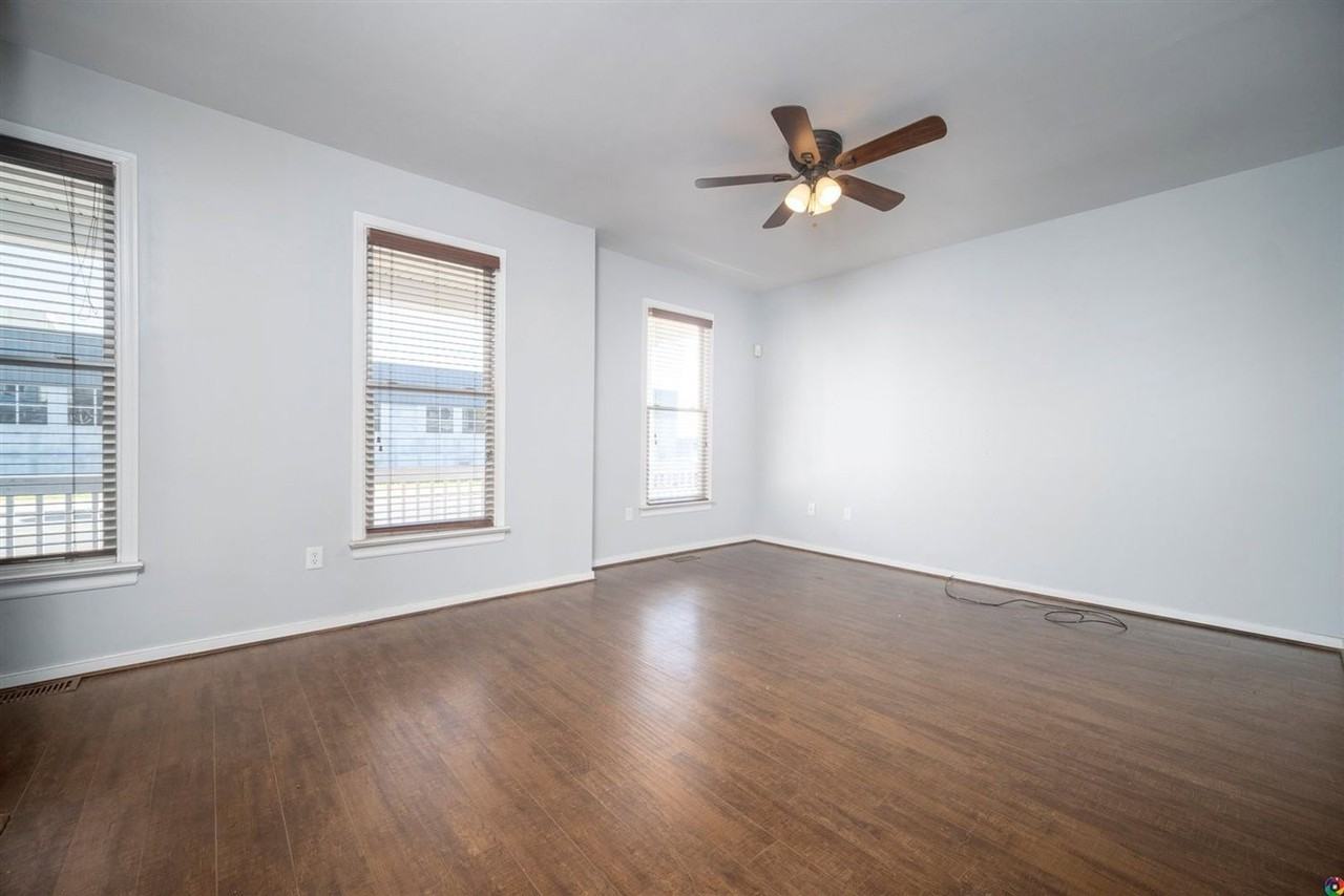 931 W Leigh St - Photo 5 of 25