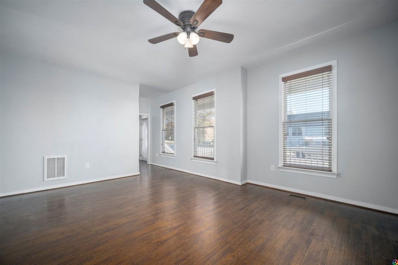 931 W Leigh St - Photo 6 of 25