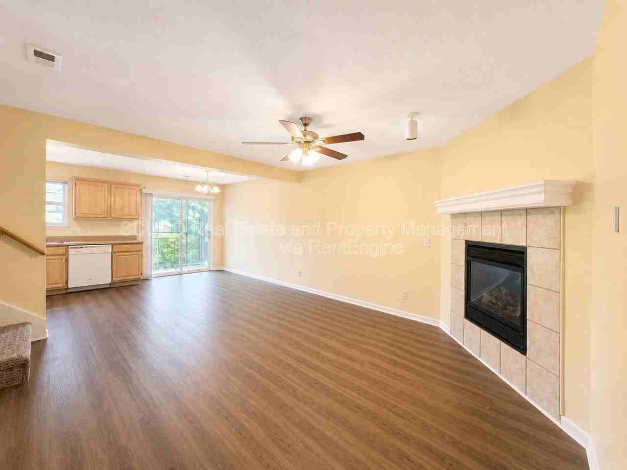10633 N Locust Ct - Photo 4 of 10
