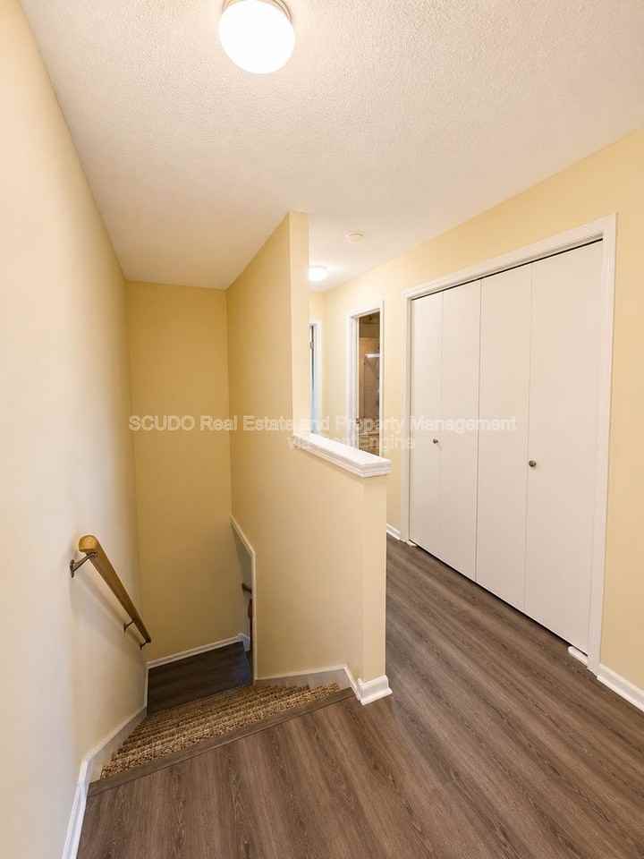 10633 N Locust Ct - Photo 5 of 10