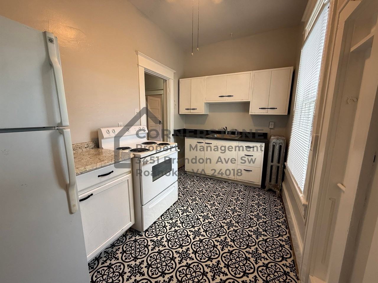 420 Allison Ave Sw #3 - Photo 7 of 9