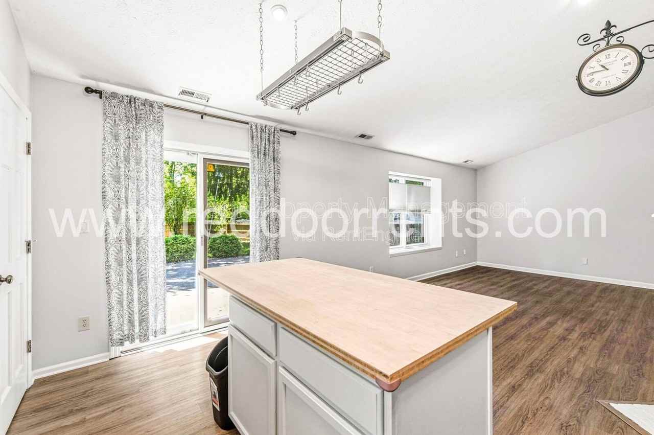 12601 Slippery Rock Rd - Photo 7 of 33