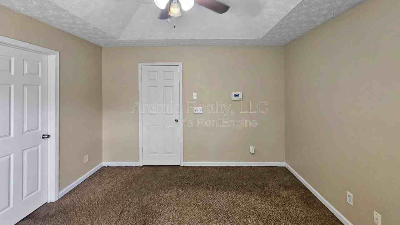 4636 Forest Creek Ln - Photo 6 of 16