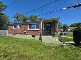 featured image of 1115 Backer St