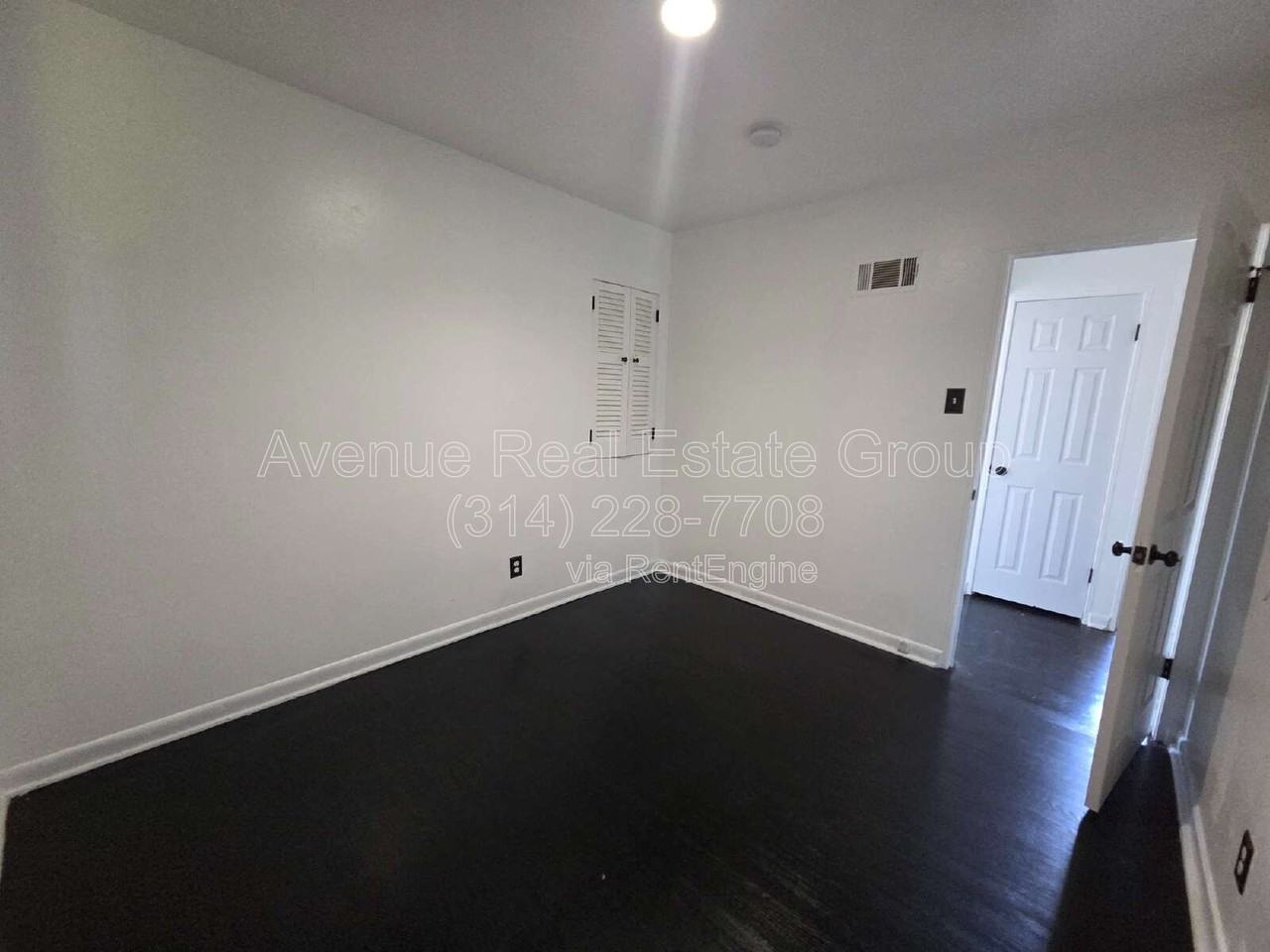 1115 Backer St - Photo 7 of 16