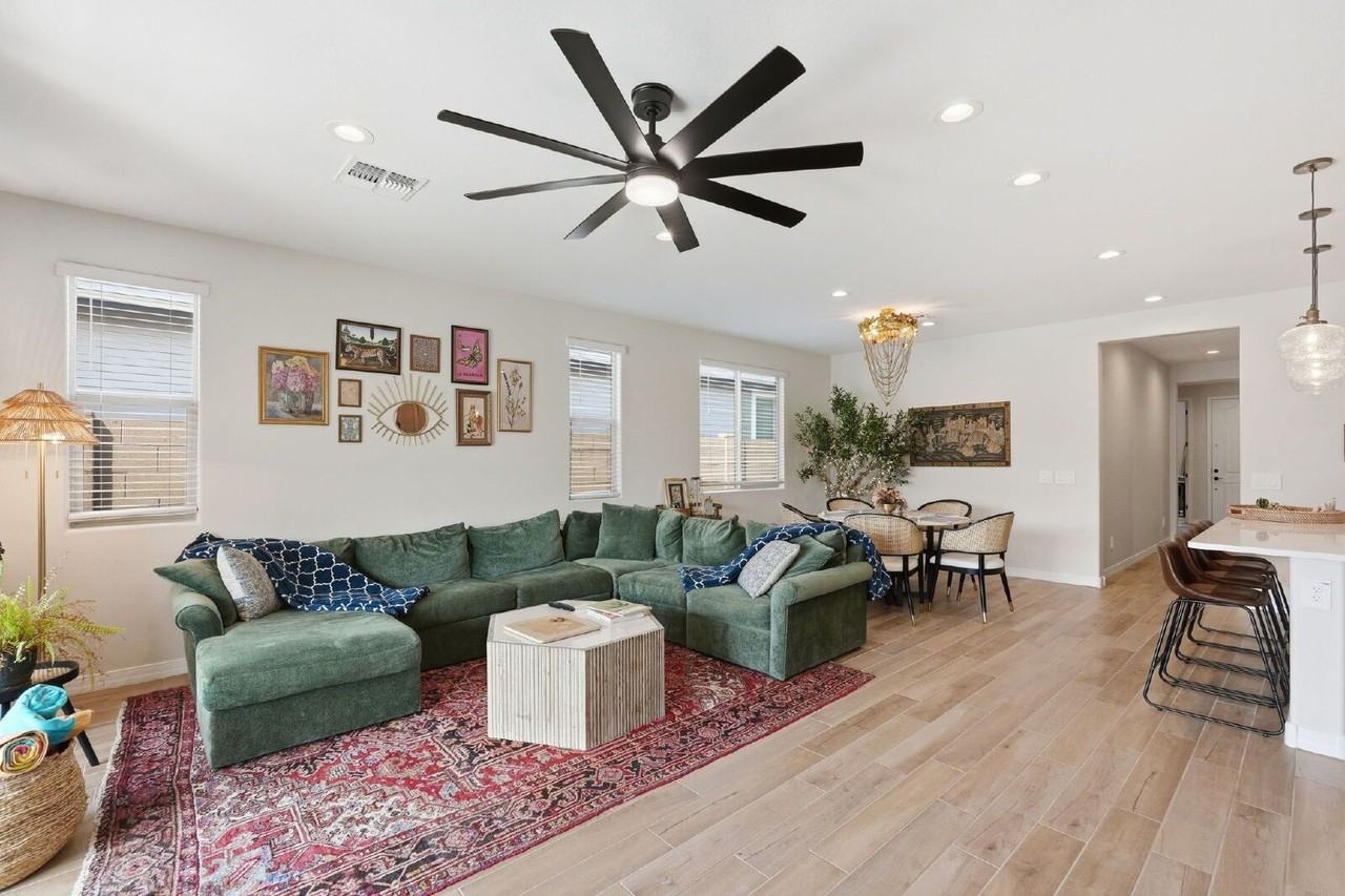 4436 N 202nd Ln - Photo 6 of 45