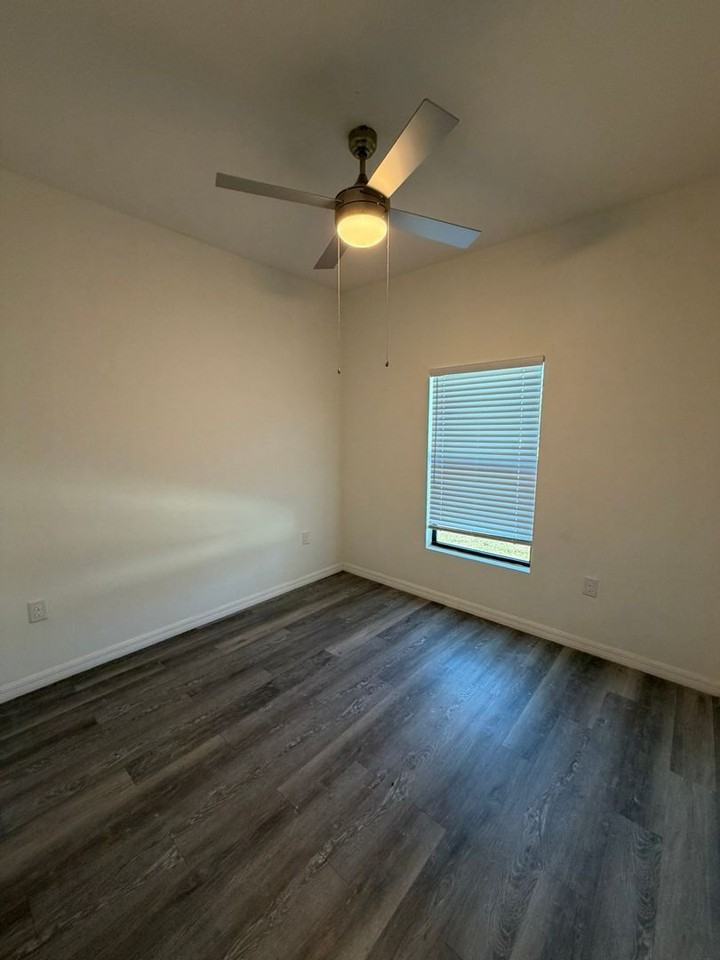 4728 27th St Sw - Photo 5 of 16