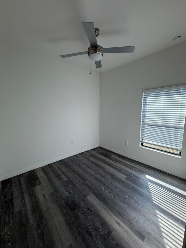 4728 27th St Sw - Photo 6 of 16