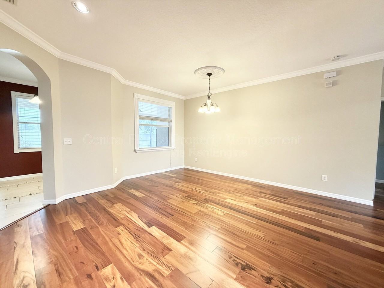 1868 Lorenzo Ln - Photo 2 of 34