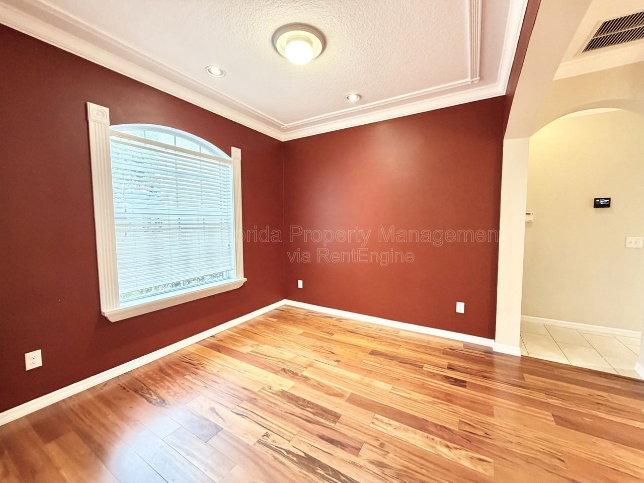 1868 Lorenzo Ln - Photo 4 of 34