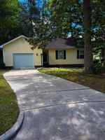featured image of 1401 Ravensthorpe Dr