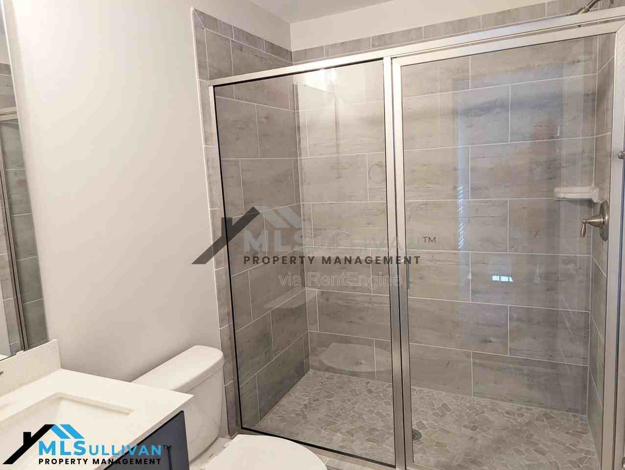701 Grant St - Photo 7 of 11