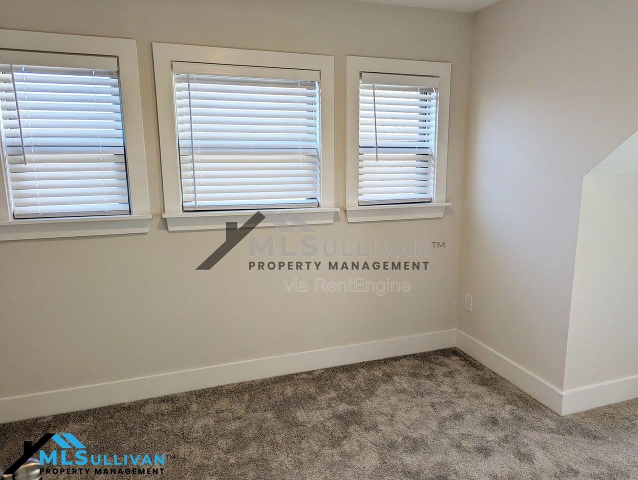 701 Grant St - Photo 7 of 12