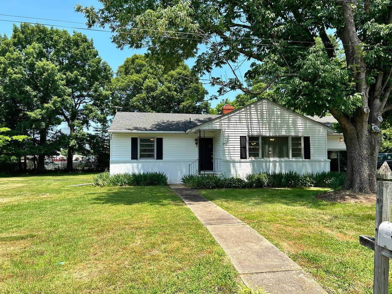 315 Natchez Rd - Photo 4 of 37