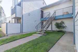 featured image of 445 Almond Dr #80