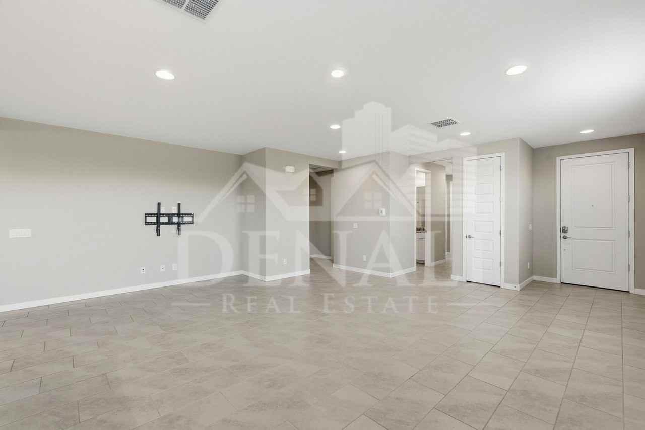 16692 W Alameda Rd - Photo 3 of 29