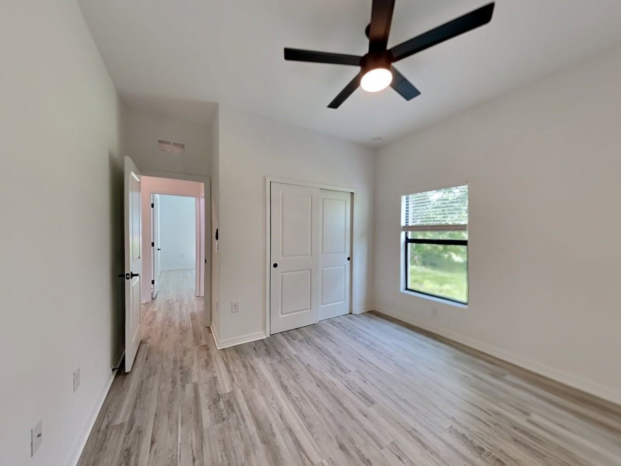 4216 Santa Barbara Blvd - Photo 4 of 15