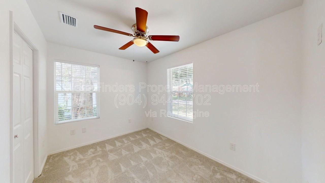 2220 Flesher Ave - Photo 6 of 18