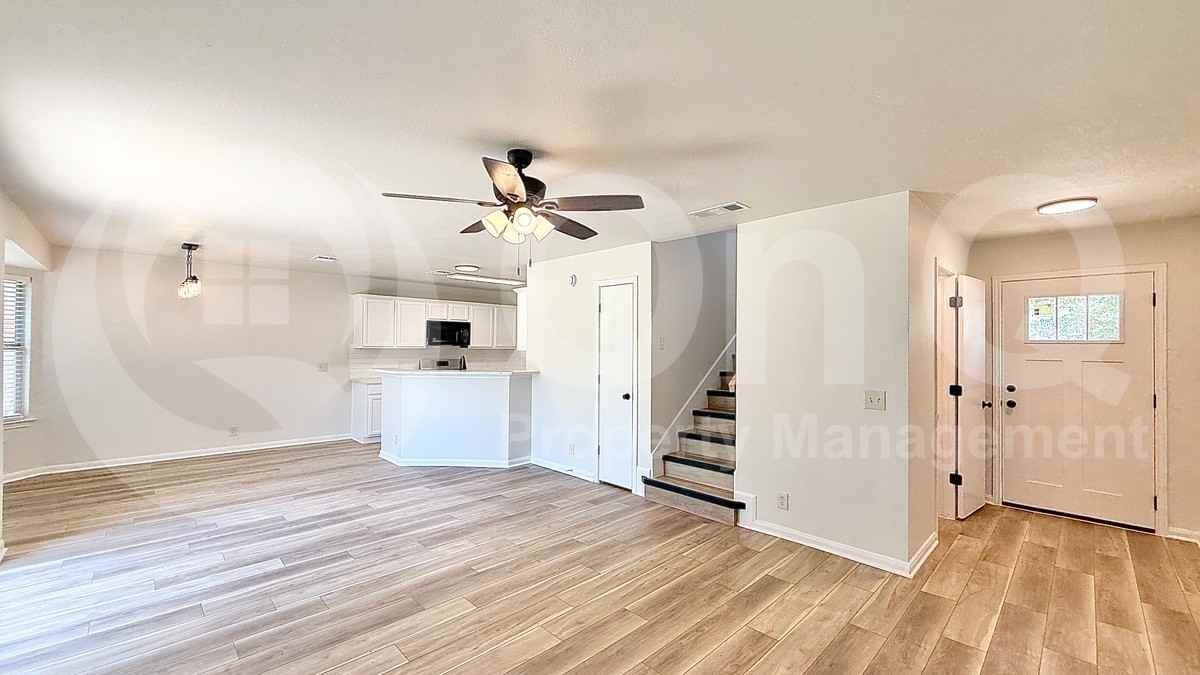 21204 Secretariat Ridge Ln - Photo 7 of 20