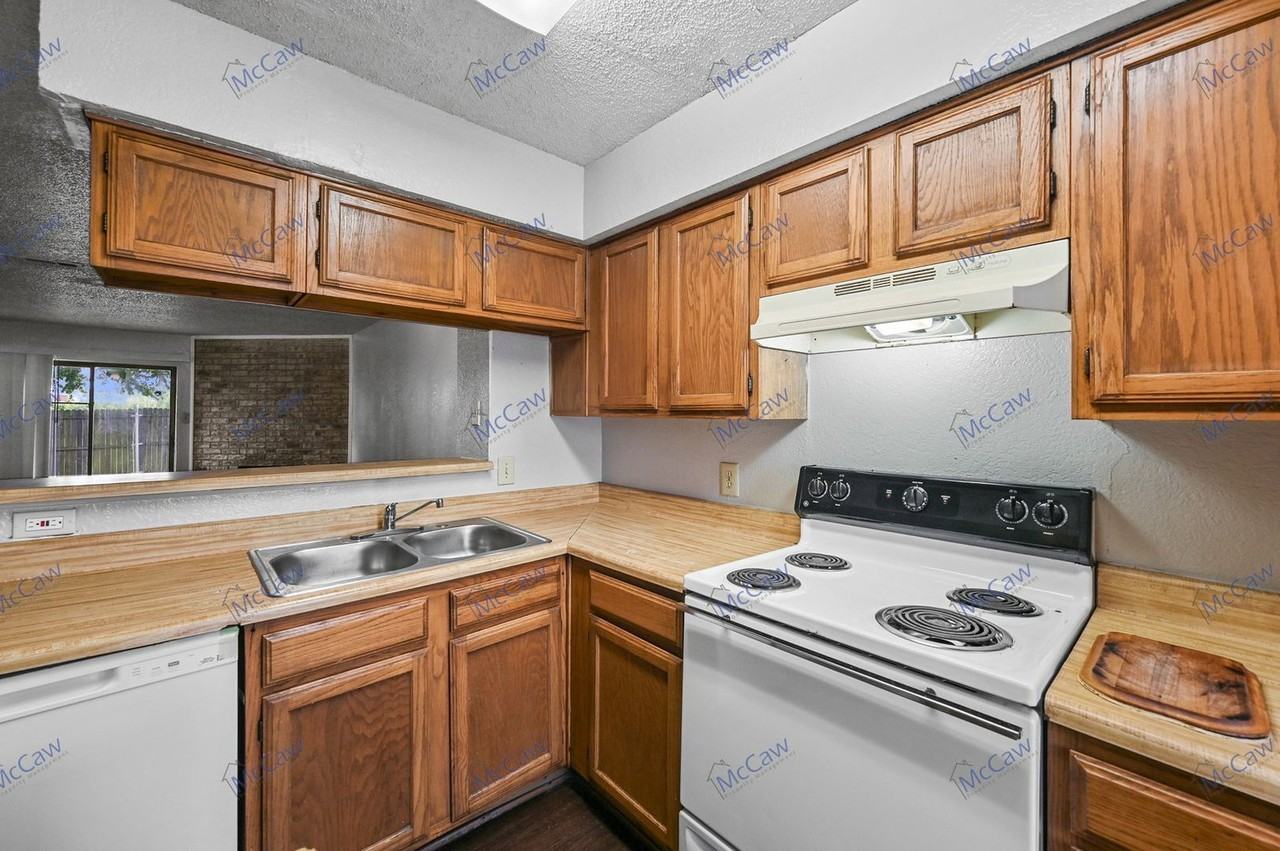 2198 Aspen Dr - Photo 7 of 19