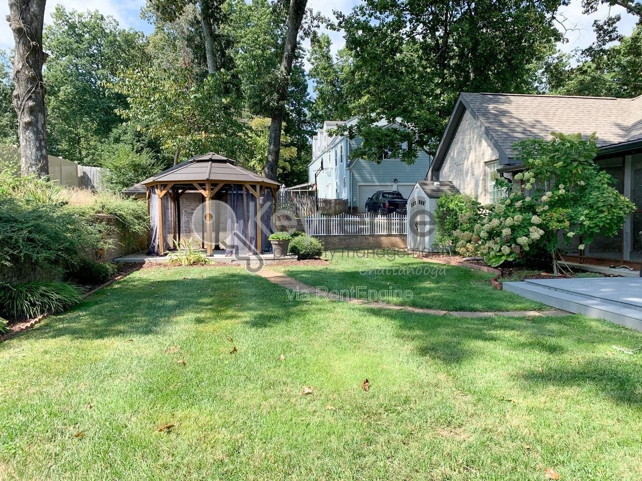 7716 Royal Harbour Cir - Photo 4 of 47