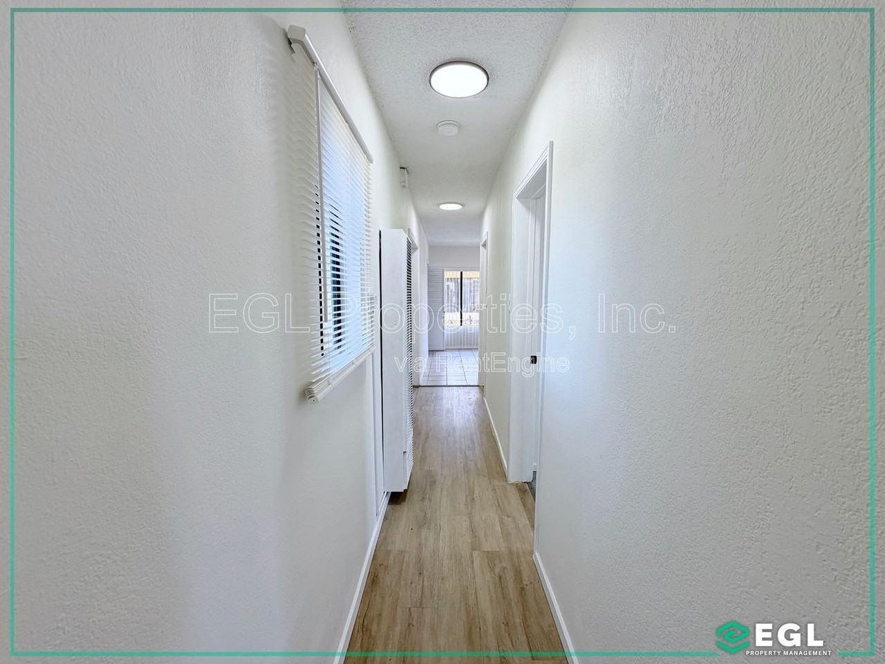 2822 12th Ave - Photo 4 of 14