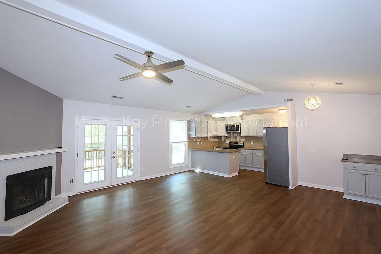 1610 Burnley Dr - Photo 6 of 19