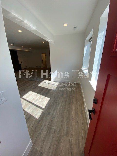 1284 E Mary Ln - Photo 2 of 17