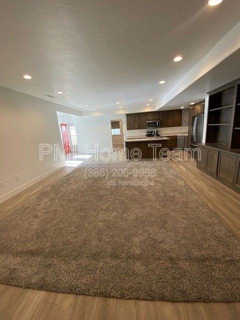 1284 E Mary Ln - Photo 6 of 17